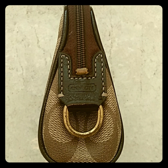 Coach Makeup Bag - Picture 2 of 4